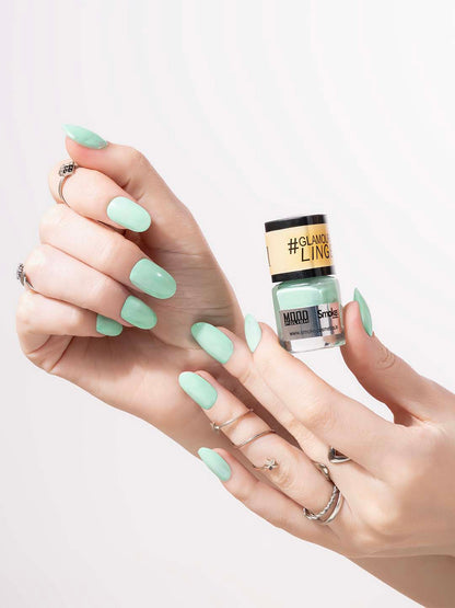 Pistachio Luxe nail lacquer